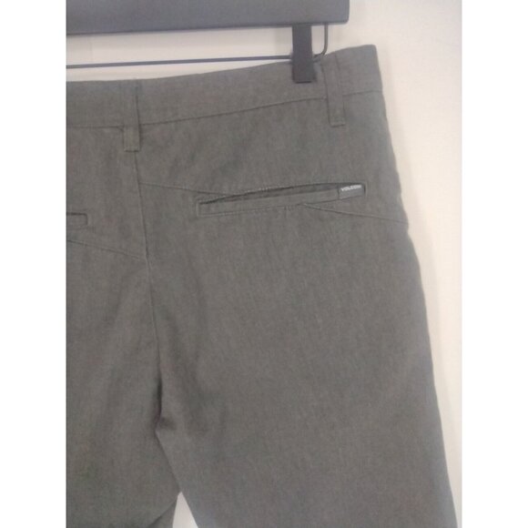 Volcom Corpo Class Flat Front Skate Surf Gray Shorts Mens 31 - Picture 3 of 6